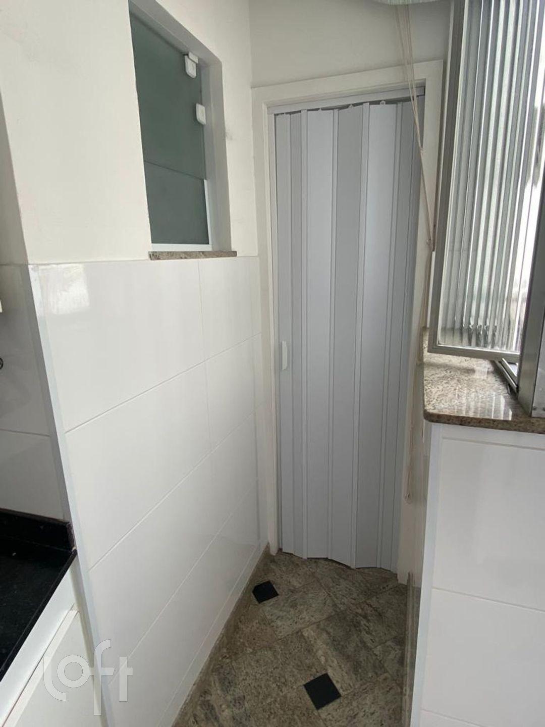 Apartamento à venda com 4 quartos, 134m² - Foto 17