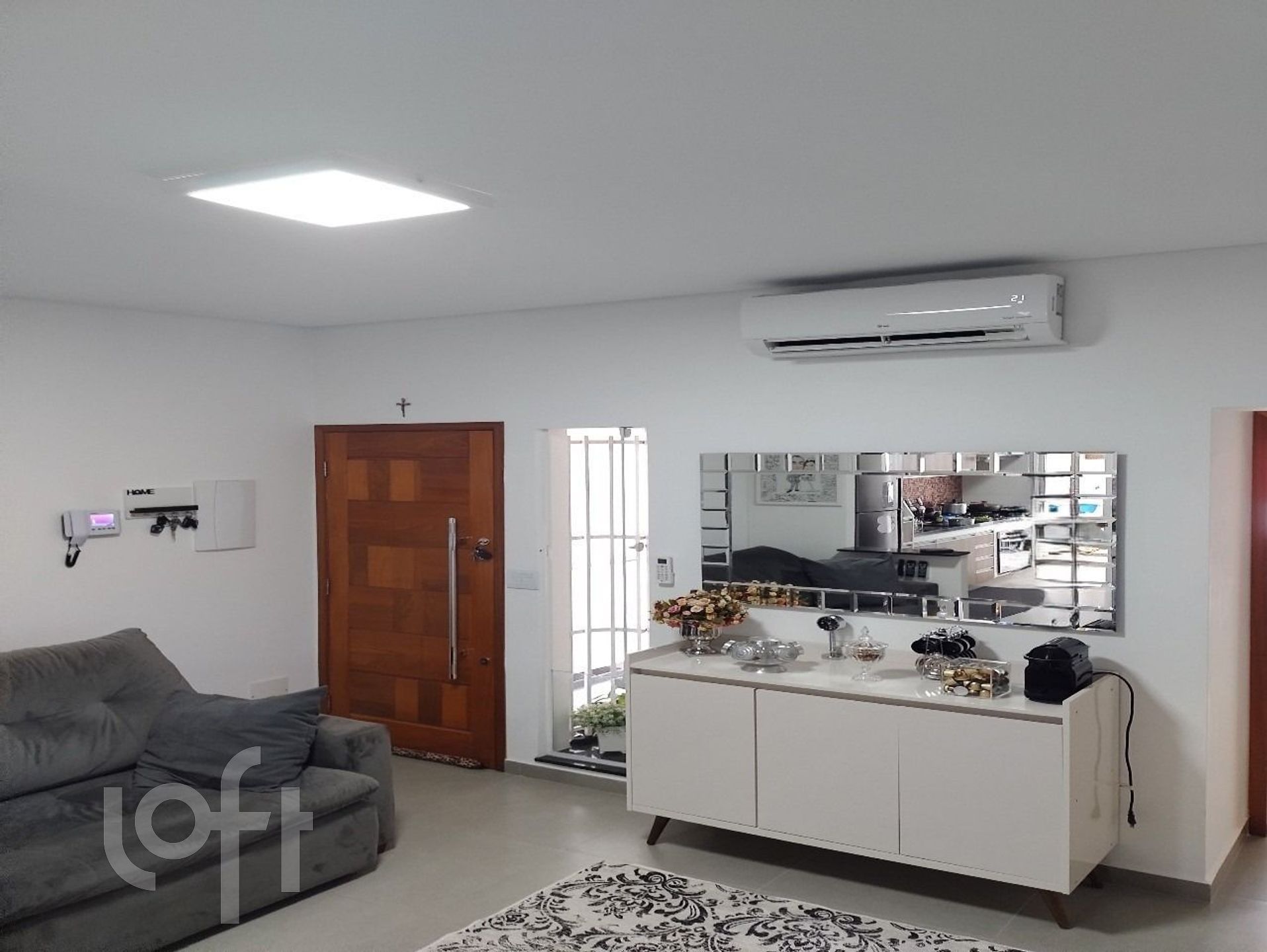 Casa à venda com 2 quartos, 160m² - Foto 1