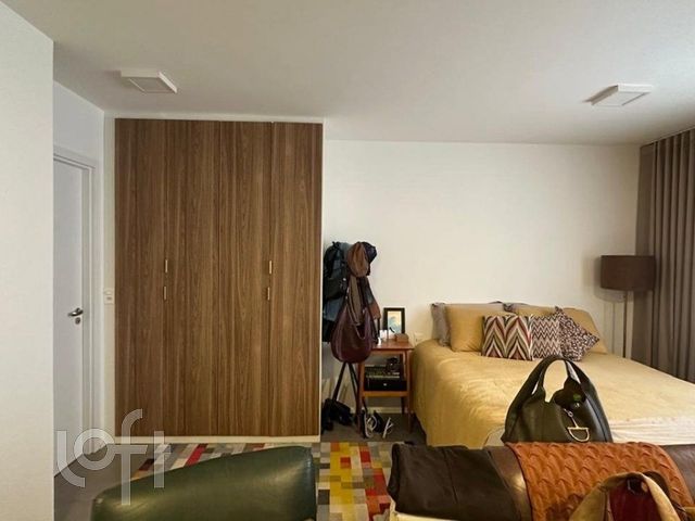 Apartamento com 42m², 1 dormitório, 21 vagas, Floresta em Porto Alegre