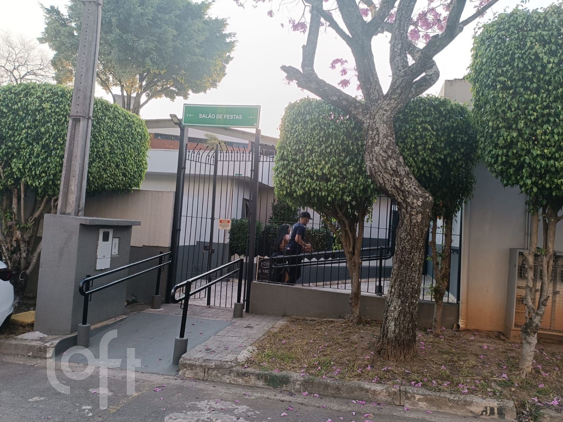 Imagem da propriedade PU1iv75tt 18