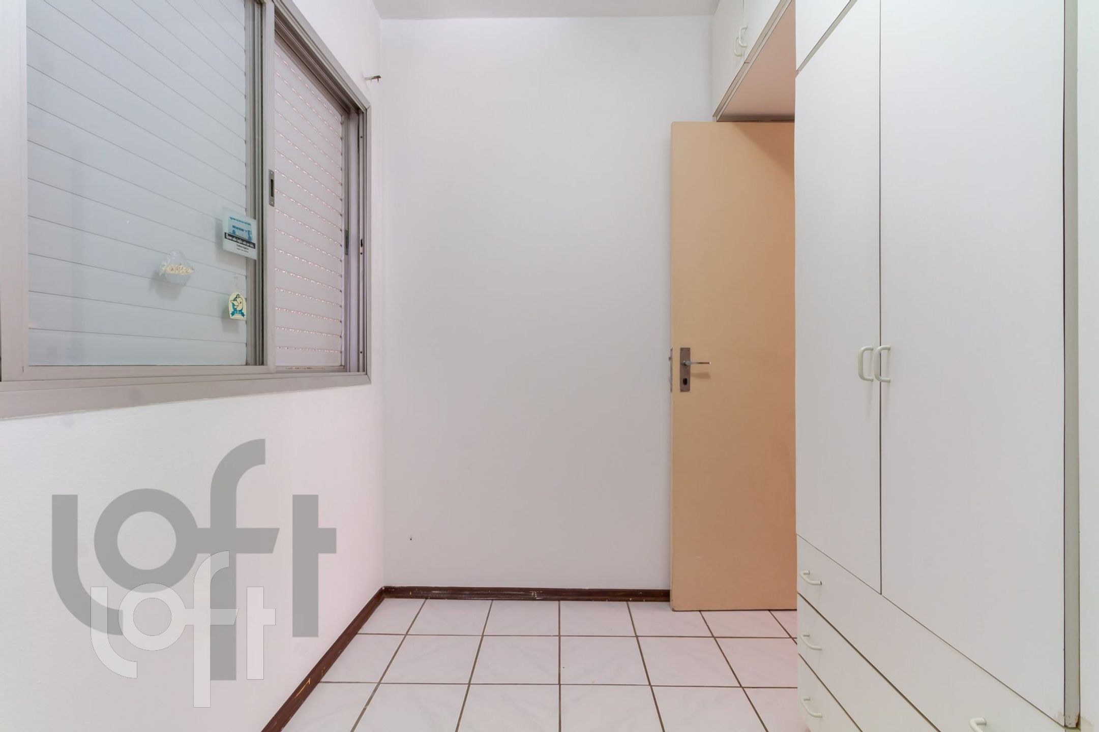 Apartamento à venda com 3 quartos, 78m² - Foto 2