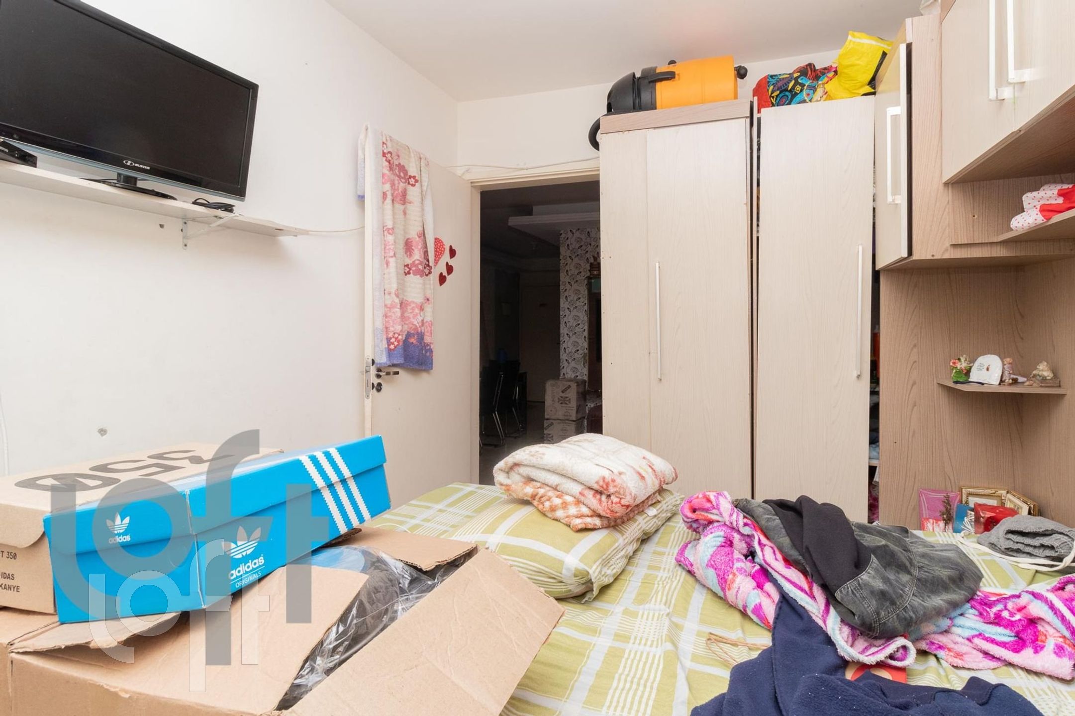 Apartamento à venda com 2 quartos, 300m² - Foto 2