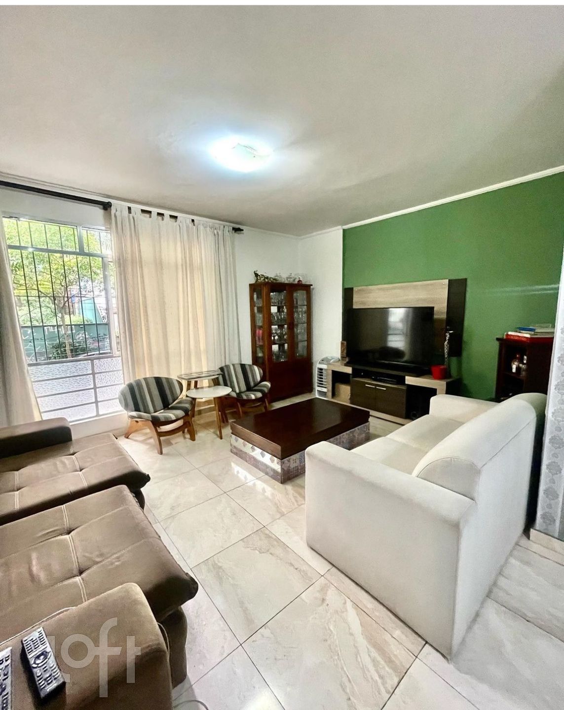 Apartamento à venda com 2 quartos, 100m² - Foto 2