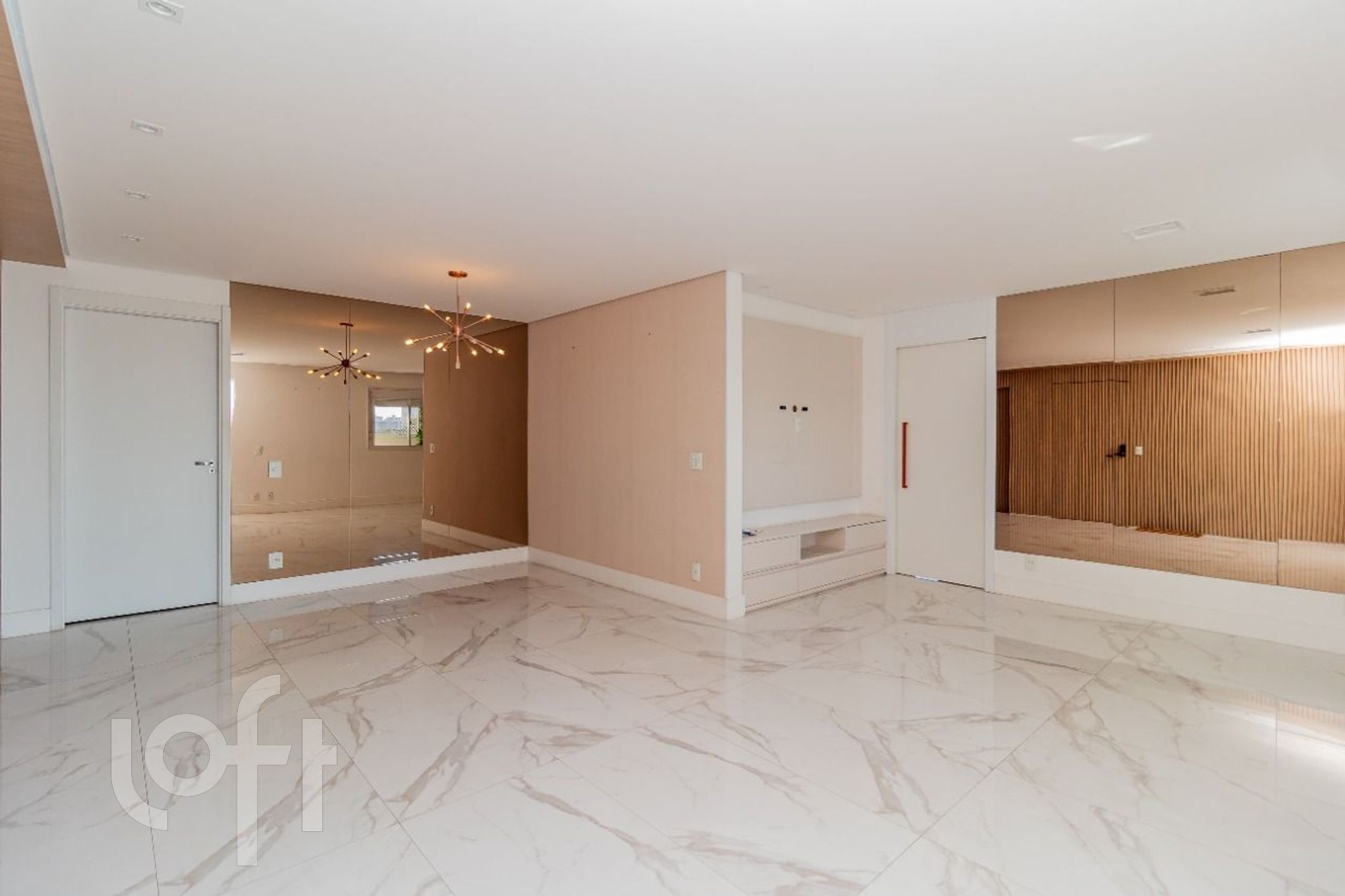 Apartamento à venda com 3 quartos, 125m² - Foto 3