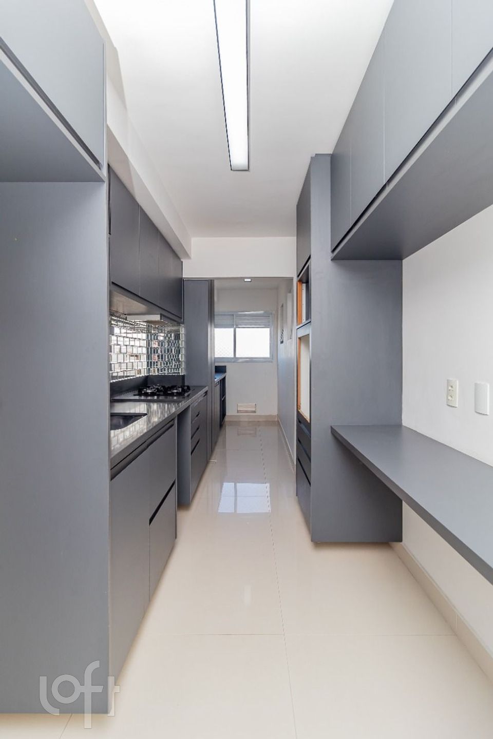 Apartamento à venda com 3 quartos, 125m² - Foto 9
