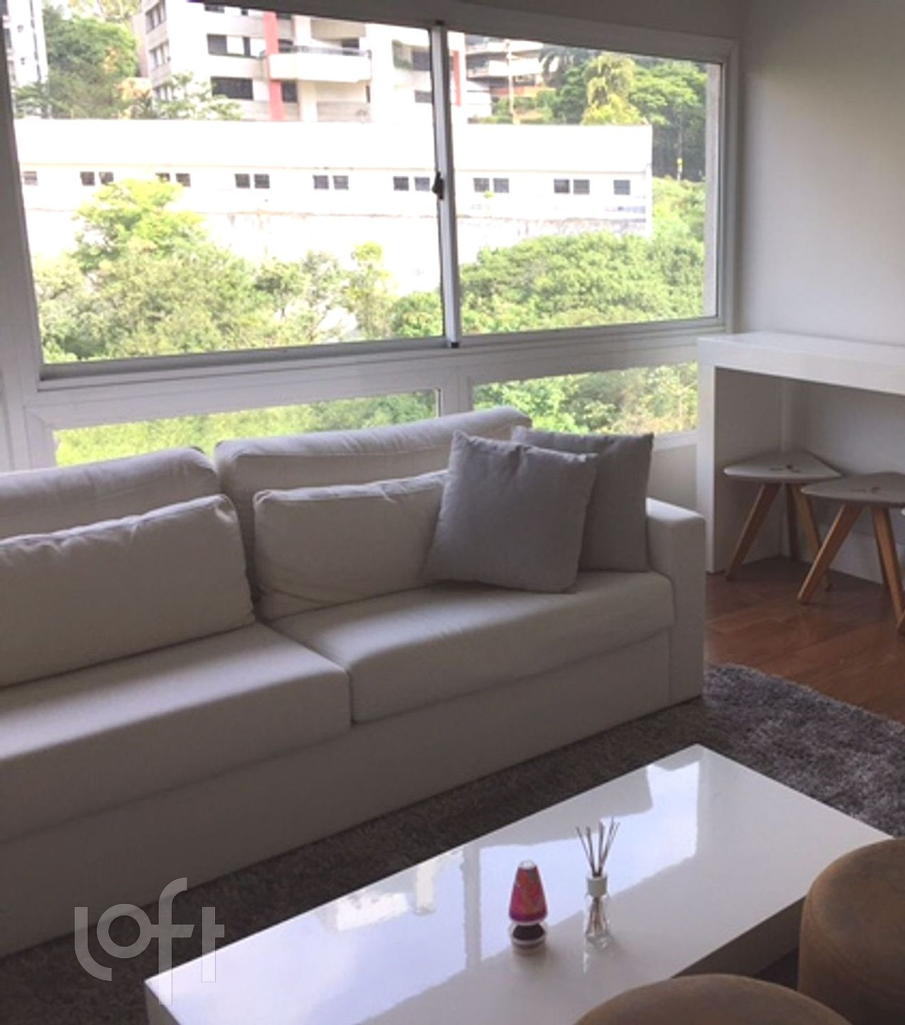 Apartamento à venda com 3 quartos, 200m² - Foto 3