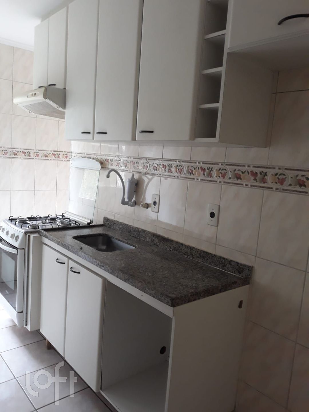 Apartamento à venda com 1 quarto, 61m² - Foto 2