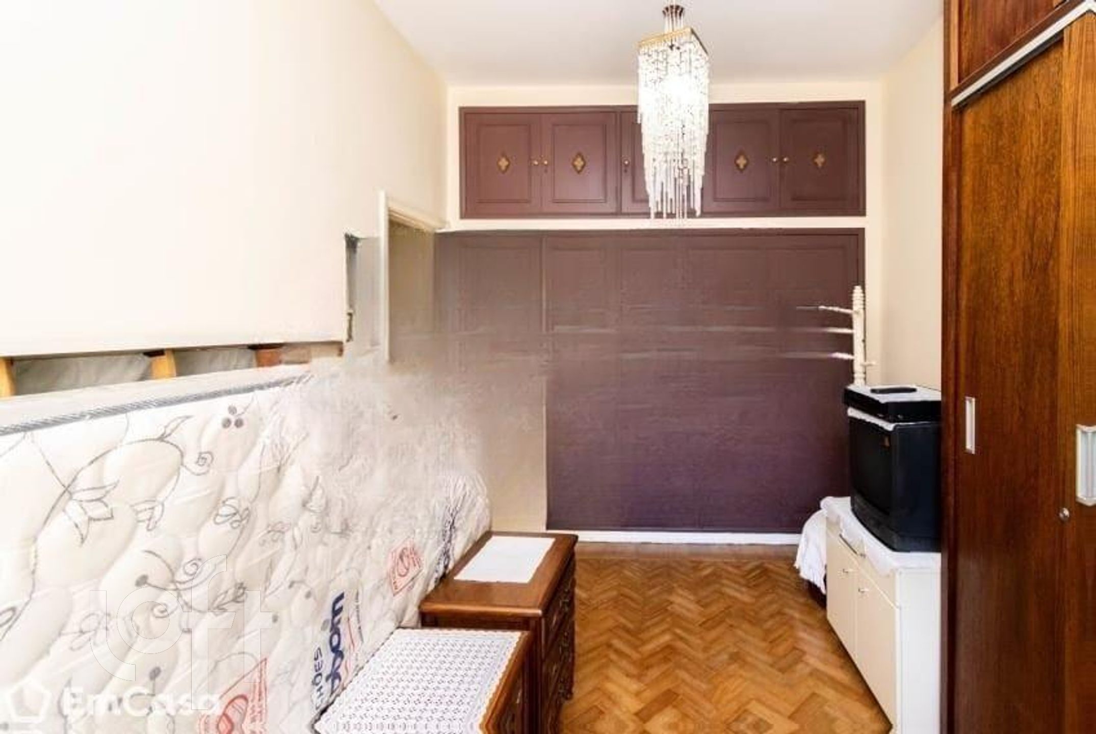 Apartamento à venda com 3 quartos, 130m² - Foto 2