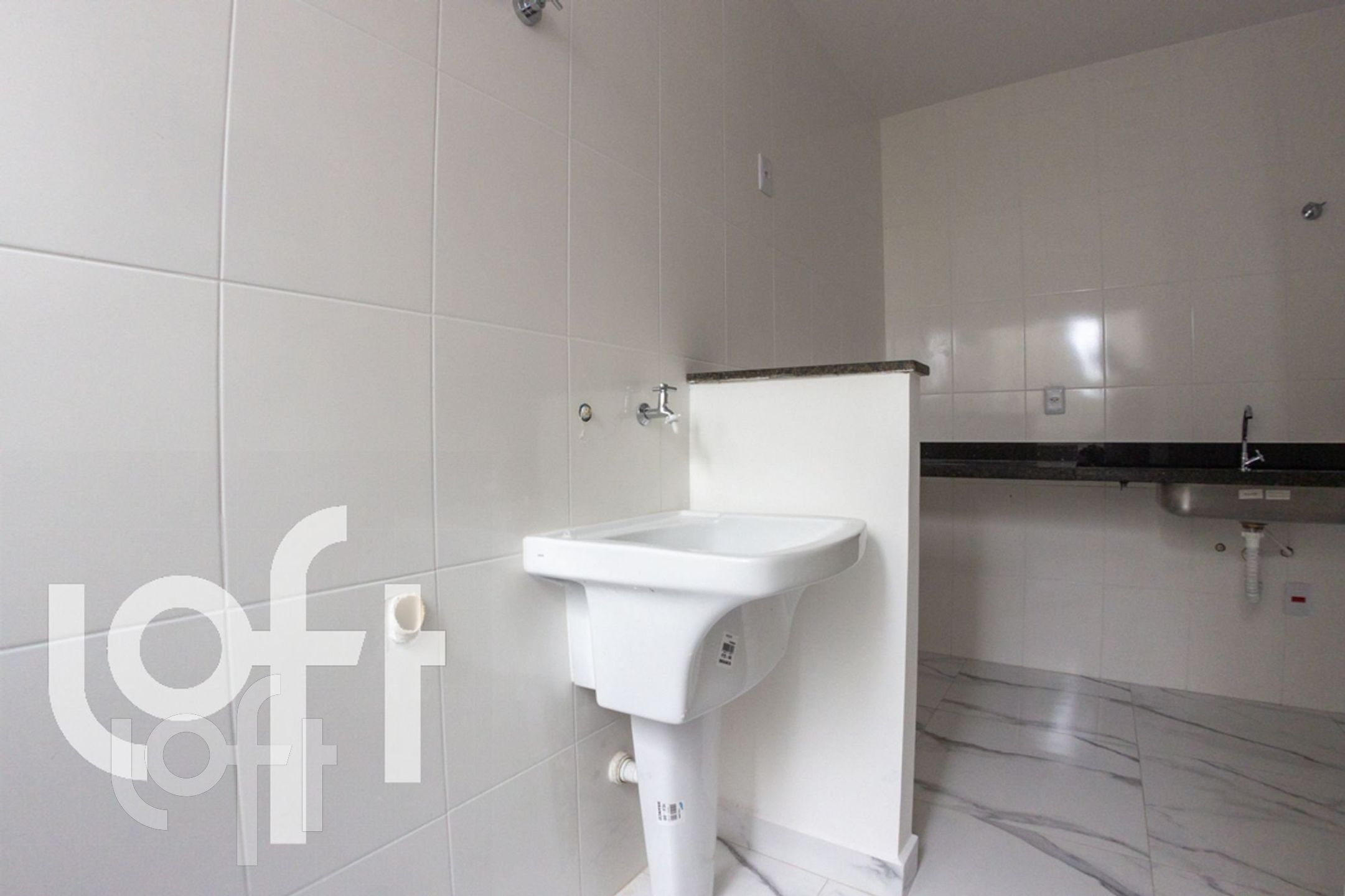 Apartamento à venda com 2 quartos, 43m² - Foto 13