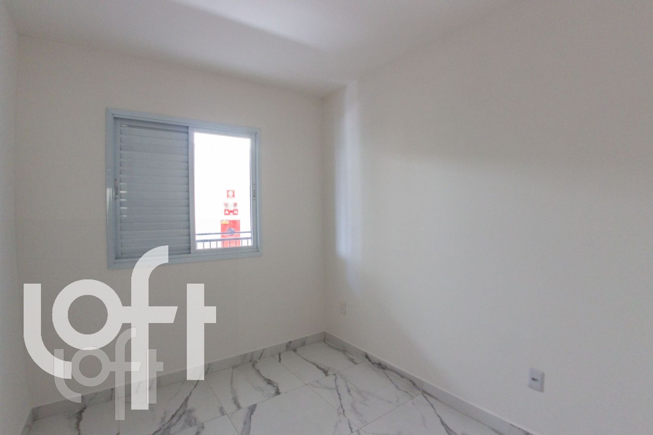 Apartamento à venda com 2 quartos, 43m² - Foto 9