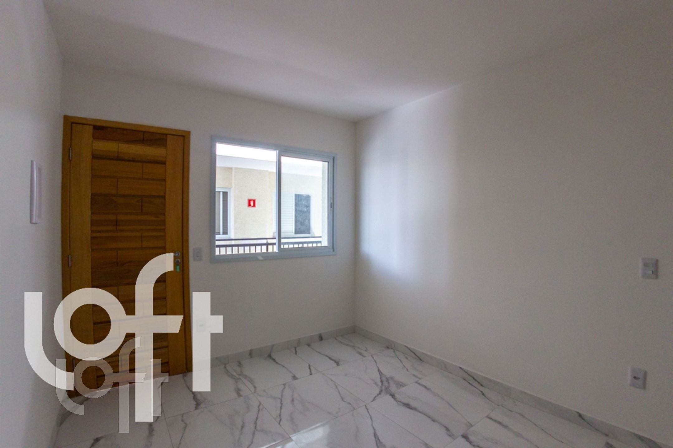 Apartamento à venda com 2 quartos, 43m² - Foto 1