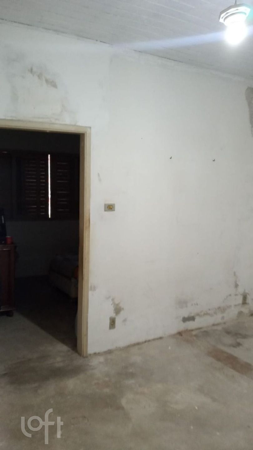 Casa à venda com 3 quartos, 130m² - Foto 1