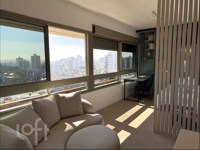 Apartamento com 64m², 2 dormitórios, 1 suíte, 1 vaga, Menino Deus em Porto Alegre