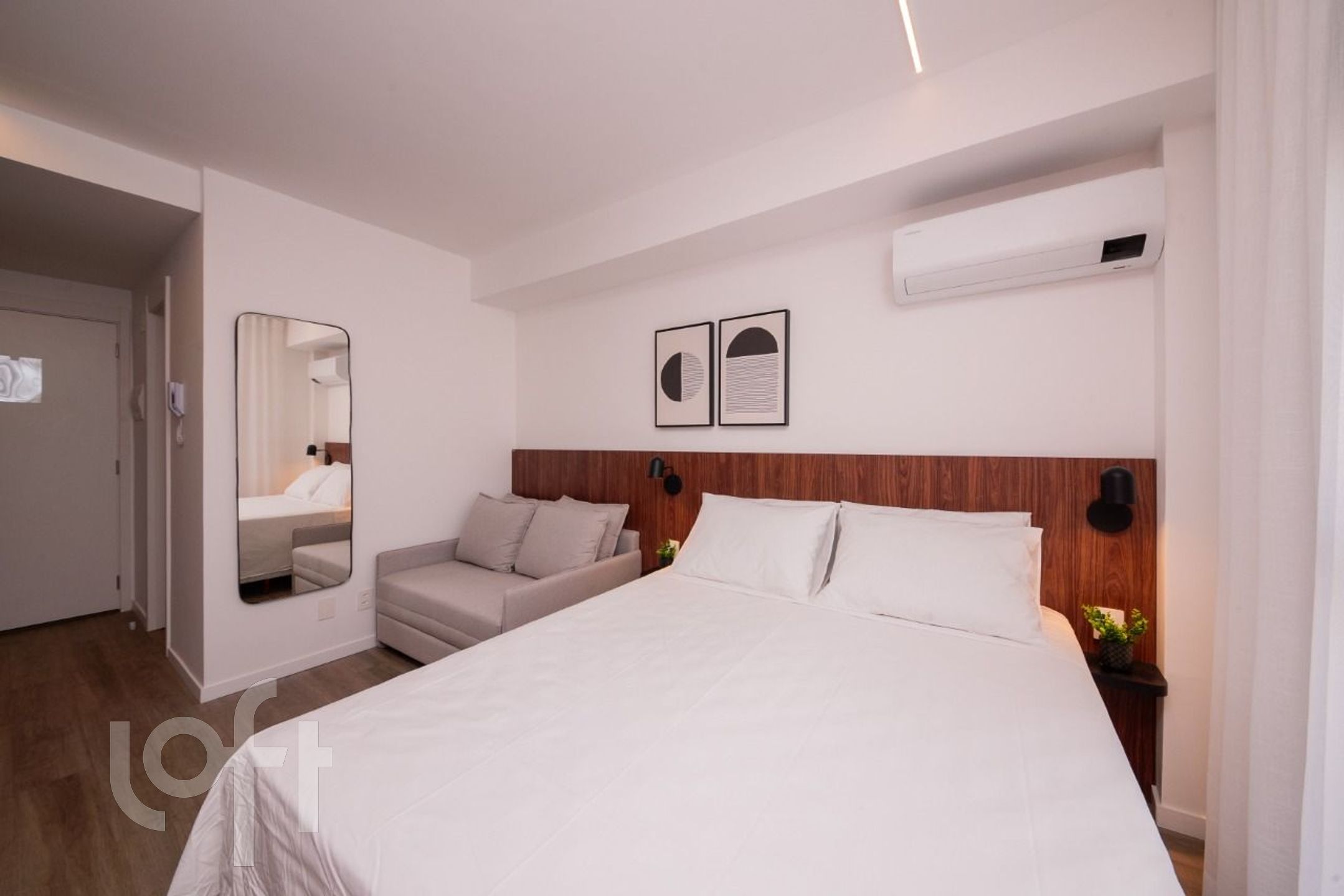 Apartamento com 28m², 1 dormitório, Rio Branco em Porto Alegre