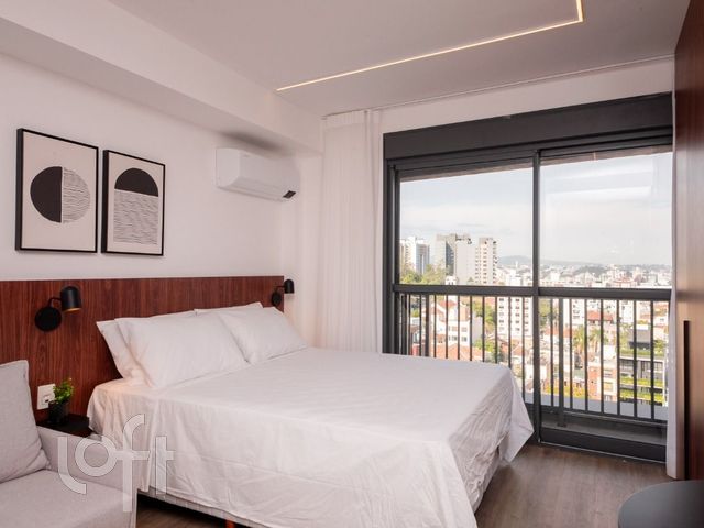 Apartamento com 28m², 1 dormitório, Rio Branco em Porto Alegre
