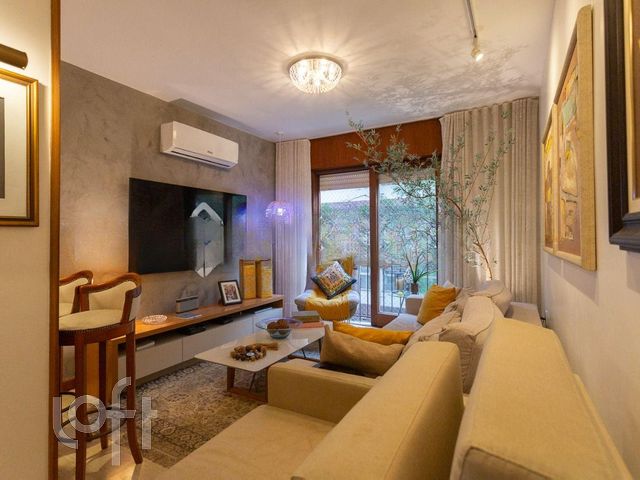 Apartamento com 120m², 3 dormitórios, 1 suíte, 2 vagas, Bela Vista em Porto Alegre