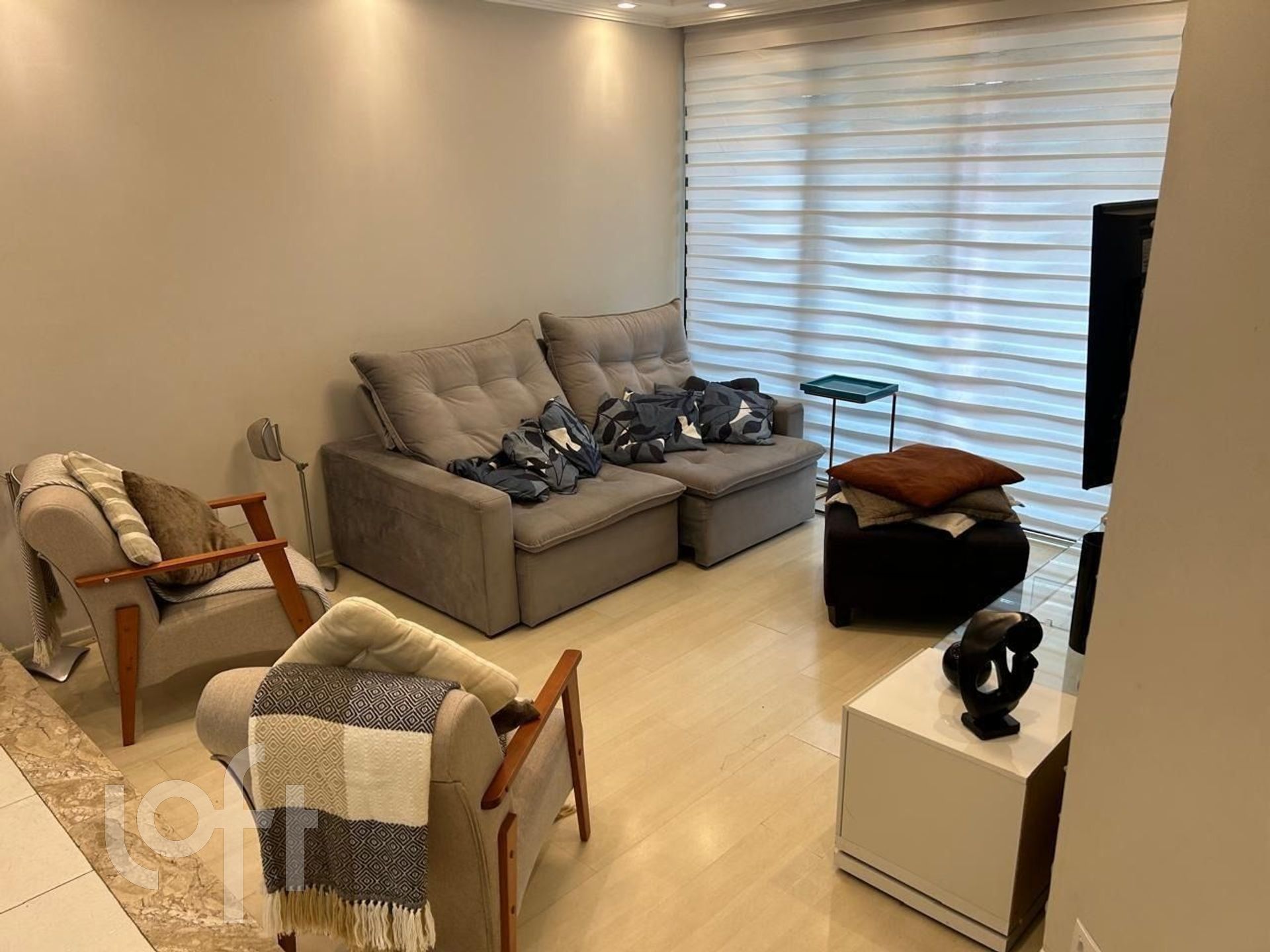 Apartamento à venda em Água Rasa com 115 m², 3 qua
