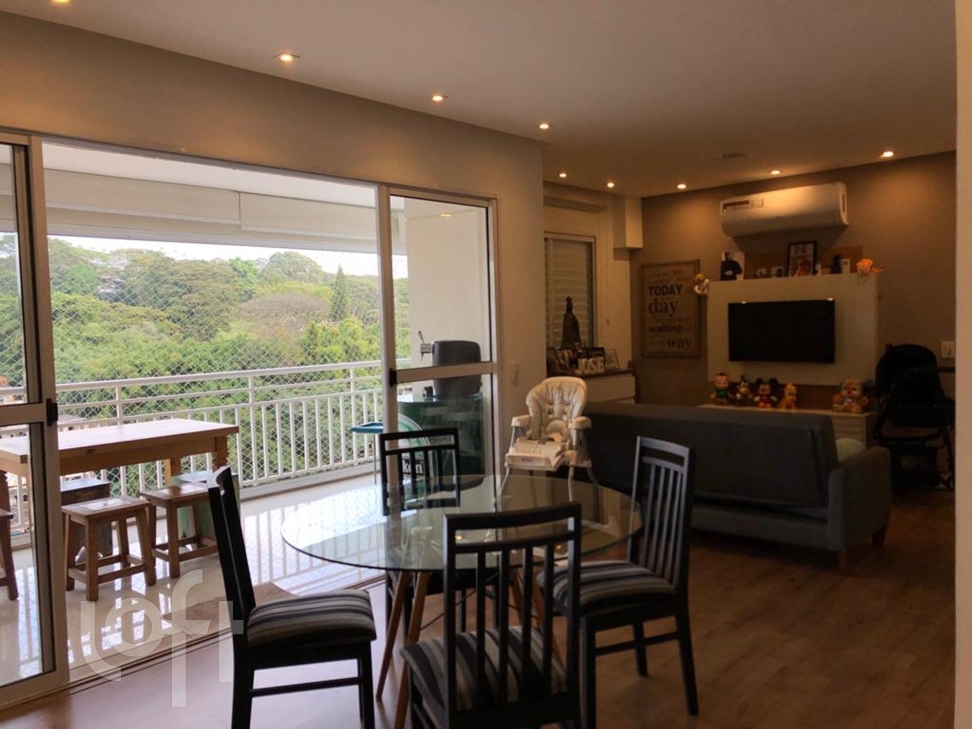 Apartamento à venda com 2 quartos, 96m² - Foto 1