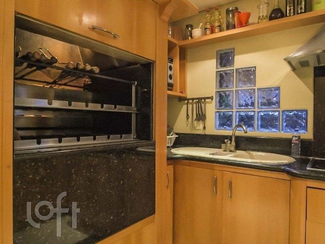 Apartamento com 94m², 3 dormitórios, 1 suíte, Petrópolis em Porto Alegre