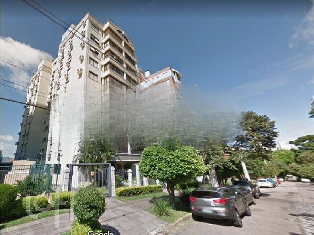Apartamento com 110m², 3 dormitórios, 1 suíte, 1 vaga, Petrópolis em Porto Alegre