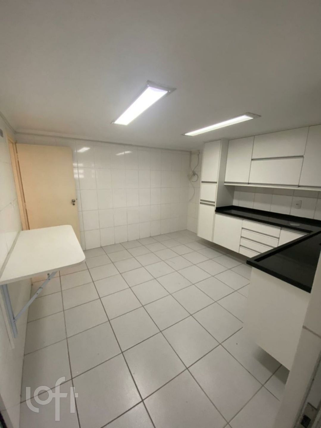 Apartamento à venda com 3 quartos, 167m² - Foto 15