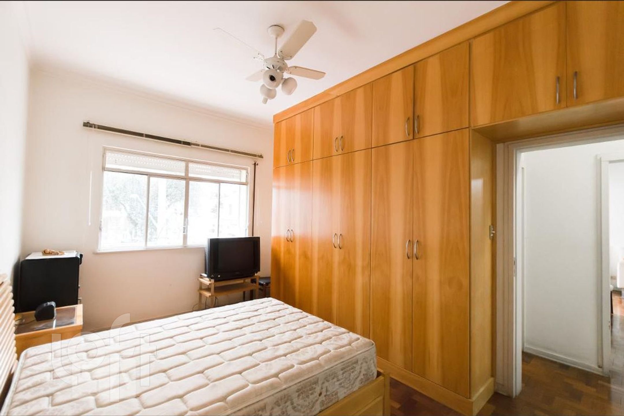 Apartamento à venda com 2 quartos, 100m² - Foto 4