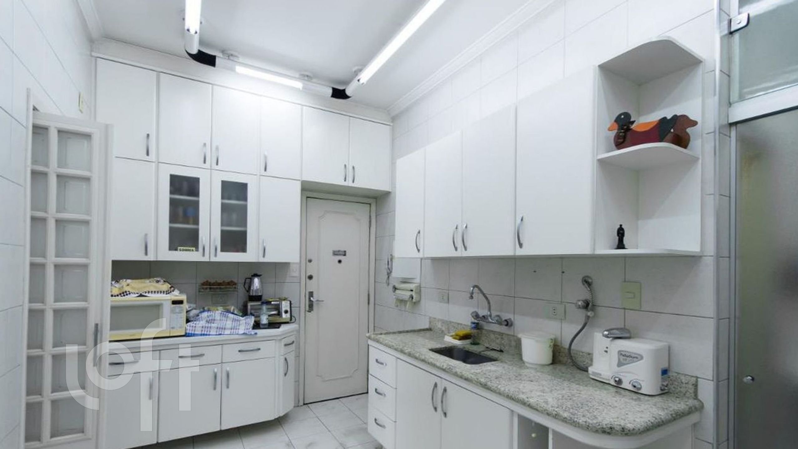 Apartamento à venda com 2 quartos, 100m² - Foto 11