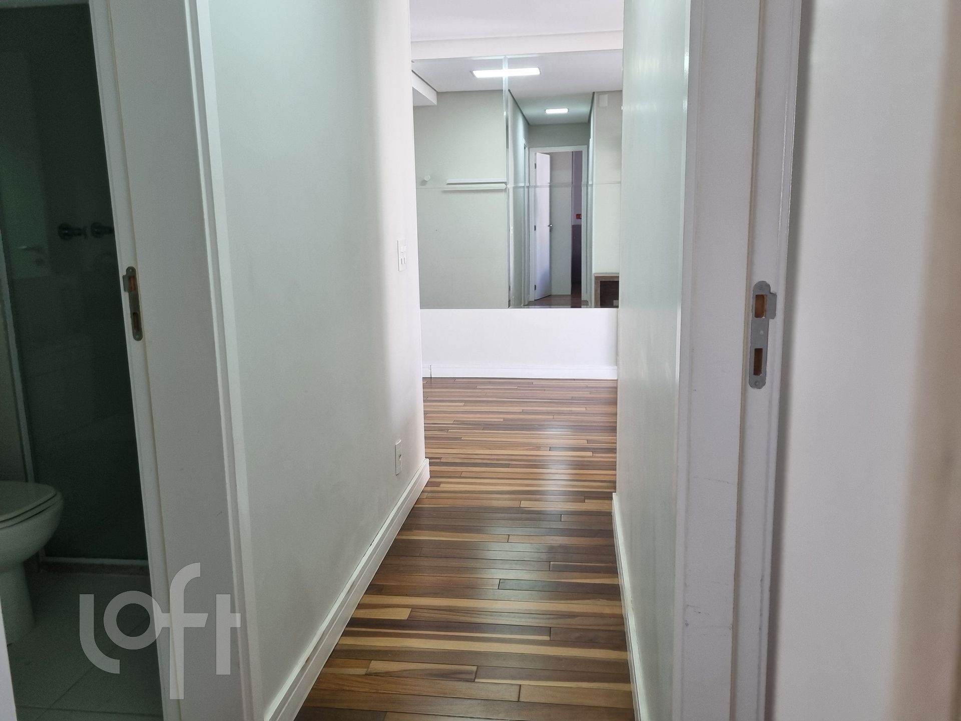 Apartamento à venda com 2 quartos, 63m² - Foto 18