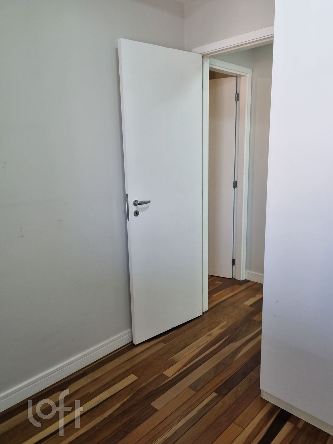 Apartamento à venda com 2 quartos, 63m² - Foto 12