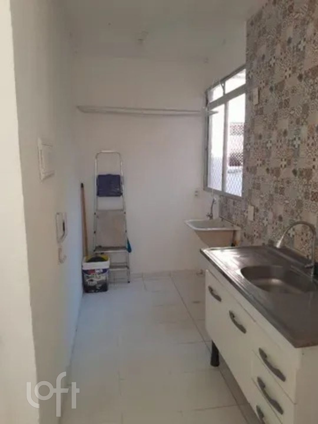 Apartamento à venda com 2 quartos, 40m² - Foto 9