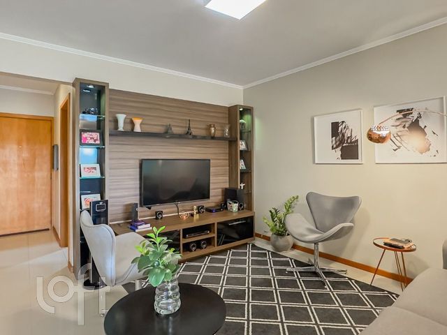 Apartamento com 116m², 3 dormitórios, 1 suíte, 2 vagas, Chácara das Pedras em Porto Alegre