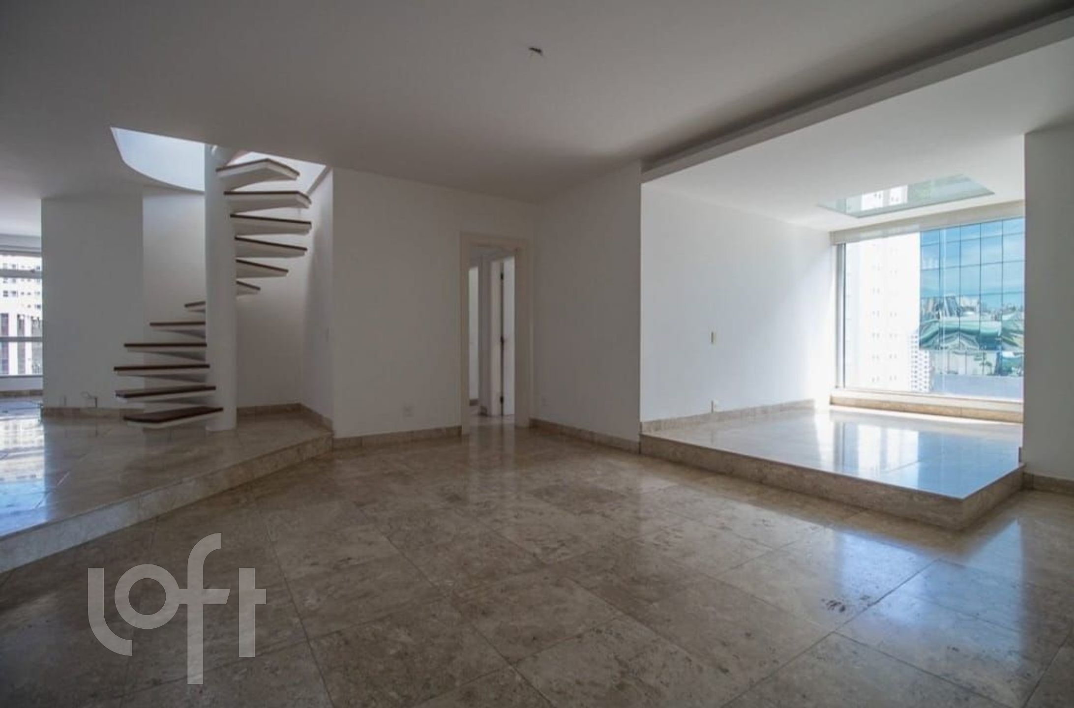 Apartamento à venda com 4 quartos, 410m² - Foto 1