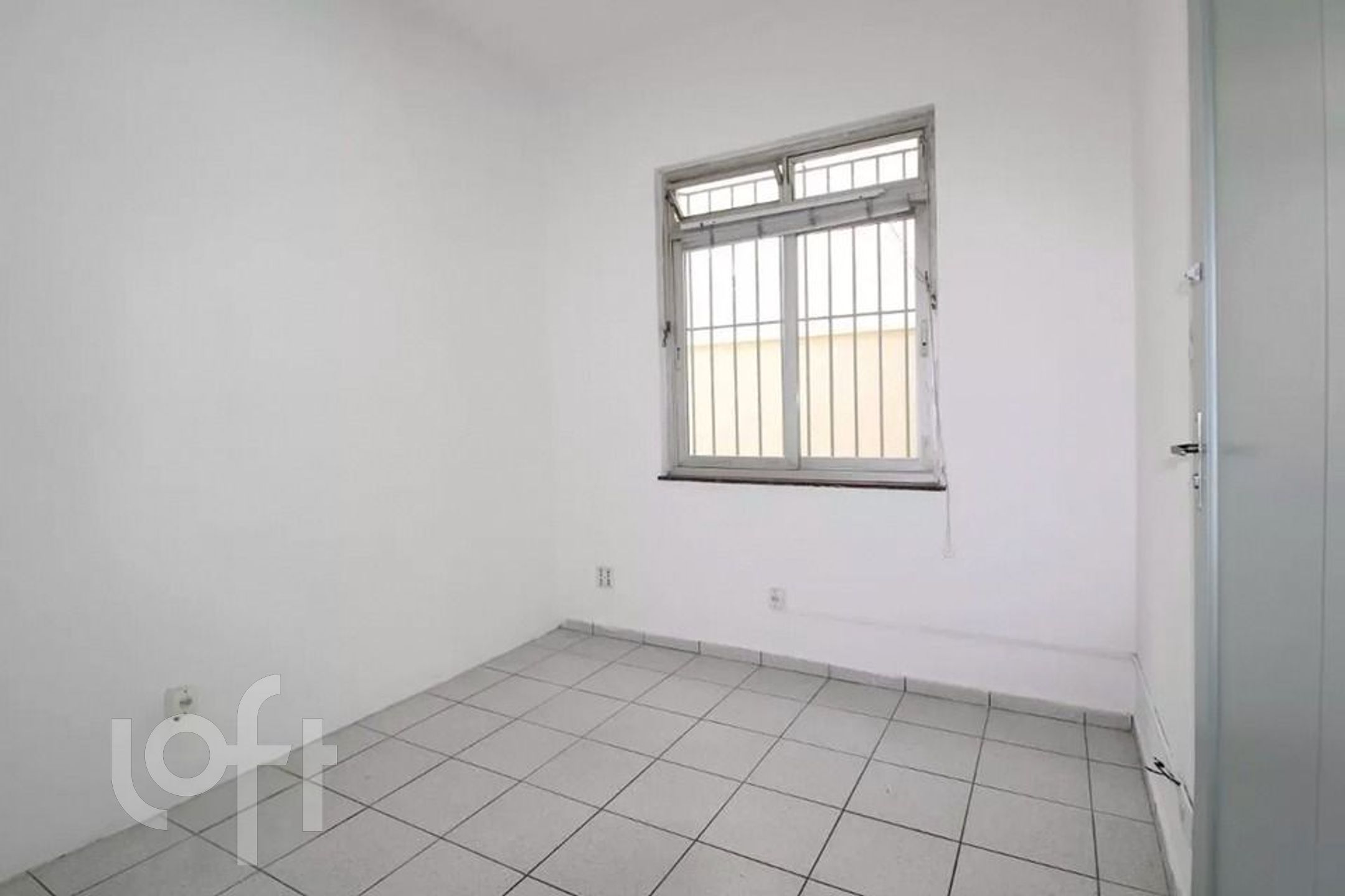 Imagem da propriedade PU11d2oky 2