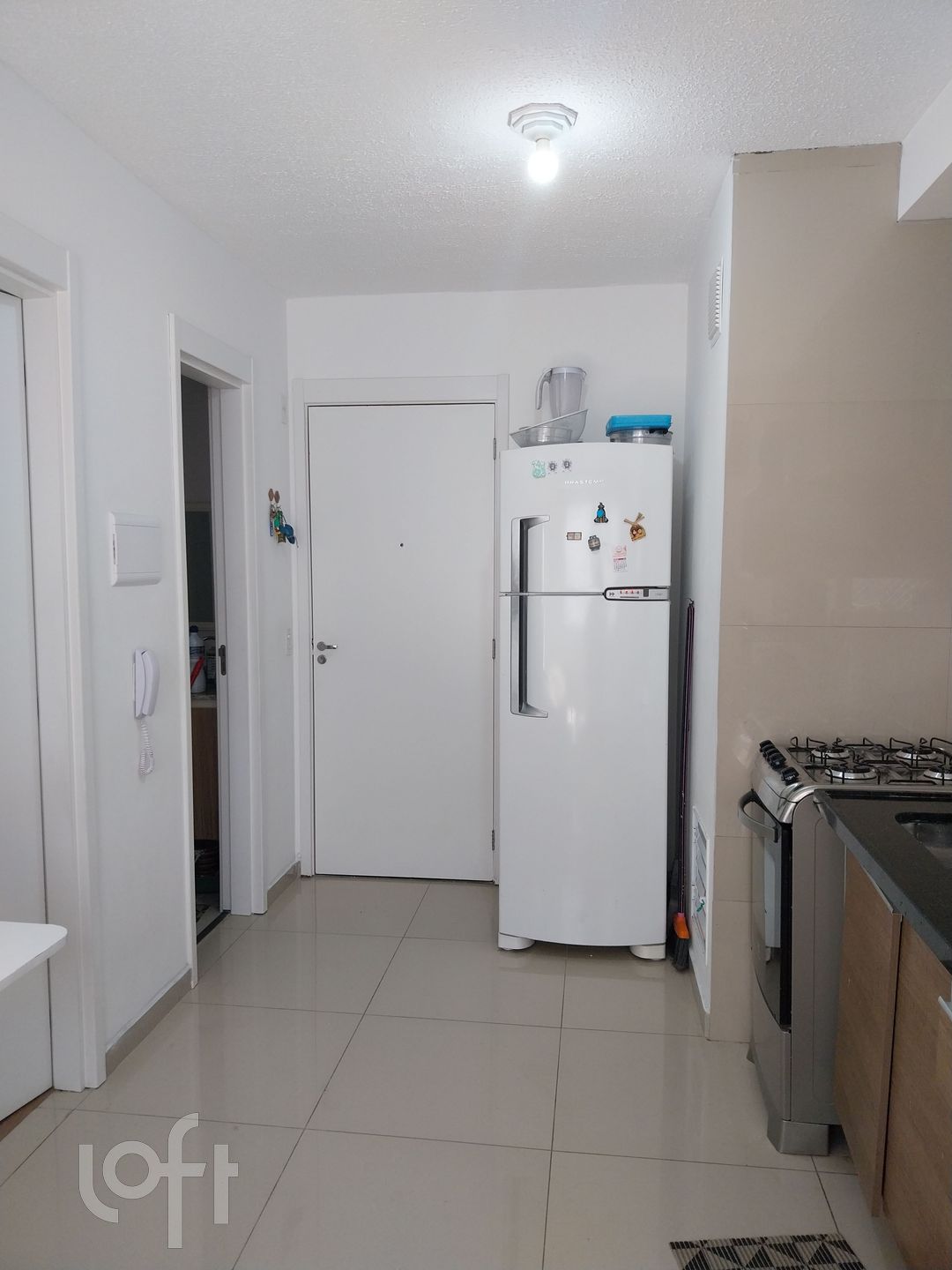 Apartamento à venda com 1 quarto, 24m² - Foto 2