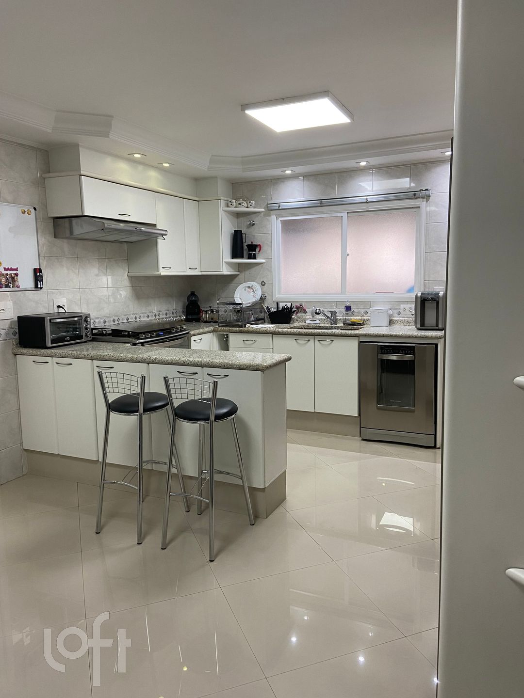 Apartamento à venda com 3 quartos, 138m² - Foto 6