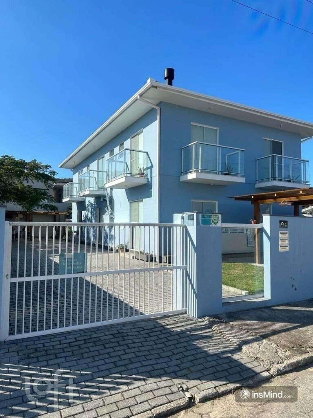 Casa à venda em Pinheira com 136 m², 3 quartos, 1 suíte, 2 vagas