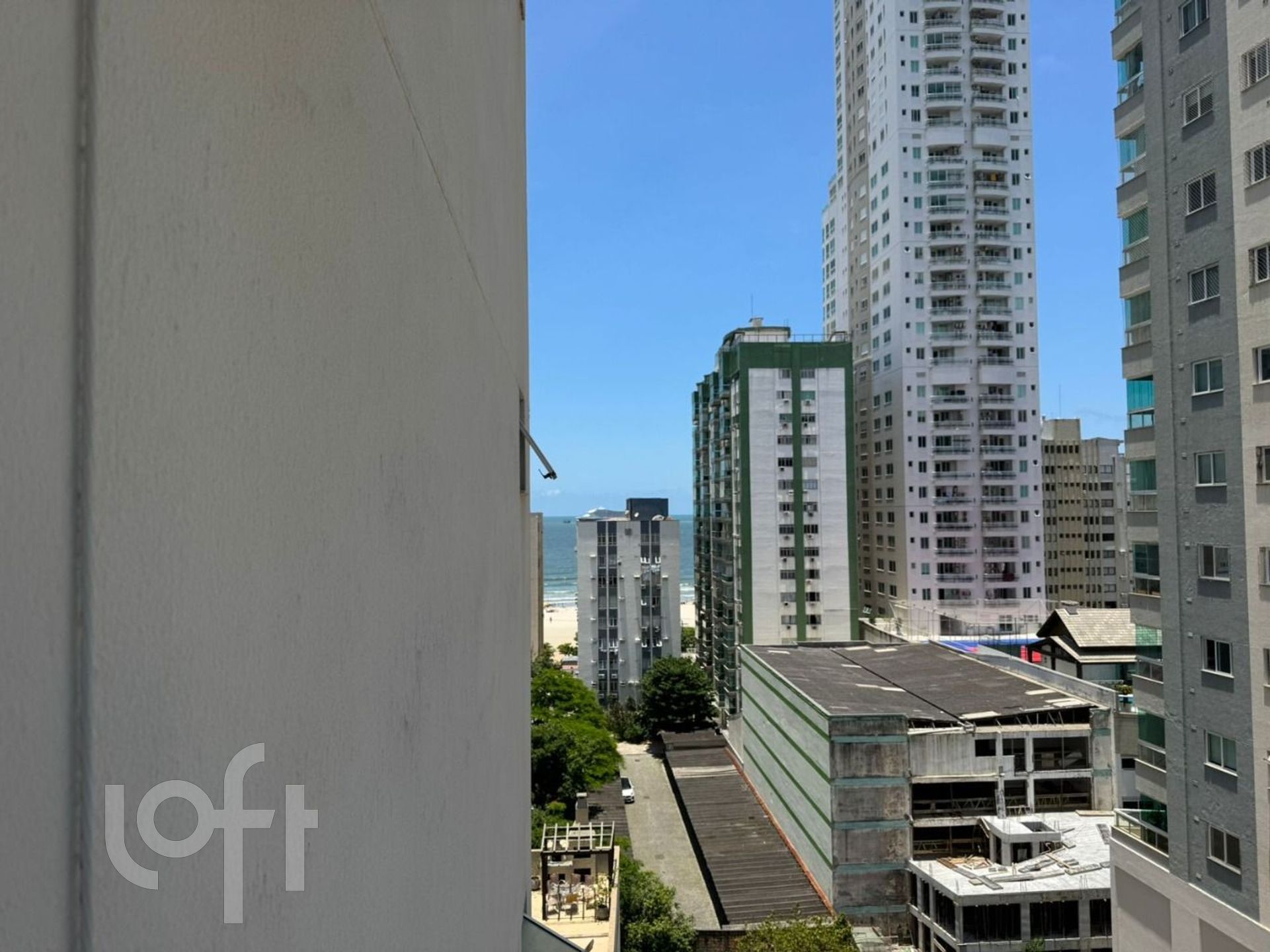 Apartamento à venda em Centro com 95 m², 2 quartos, 1 suíte, 1 vaga
