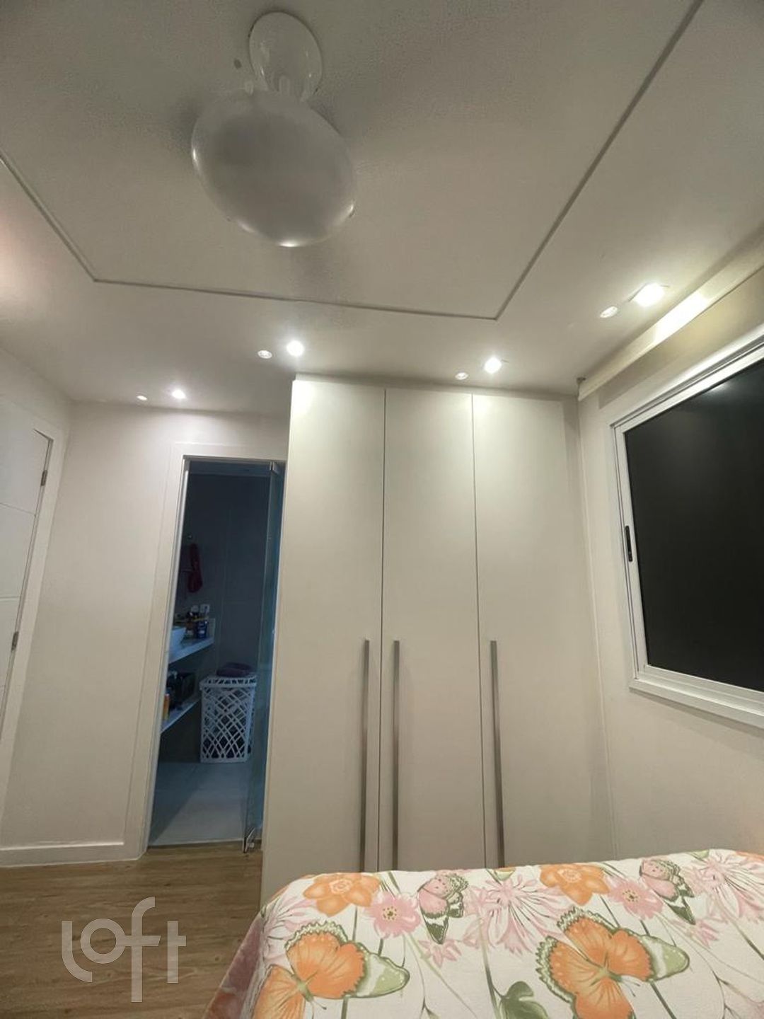 Apartamento à venda com 3 quartos, 226m² - Foto 6