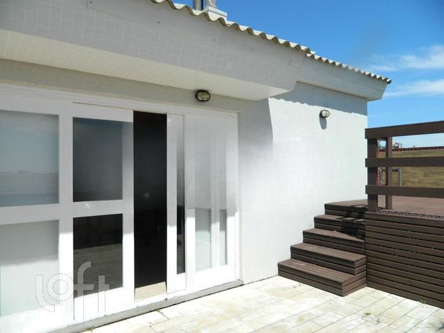 Apartamento com 220m², 3 dormitórios, 1 suíte, 2 vagas, Menino Deus em Porto Alegre