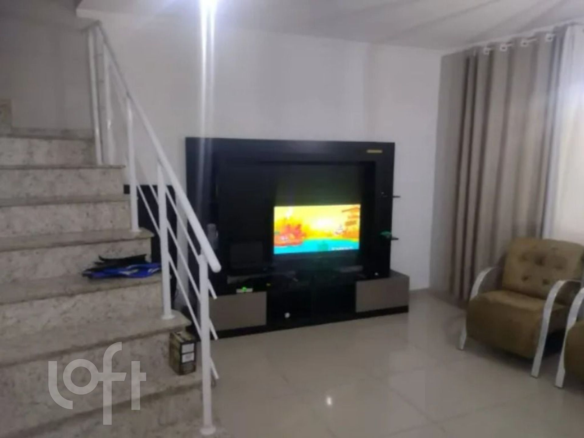 Casa à venda com 3 quartos, 200m² - Foto 2