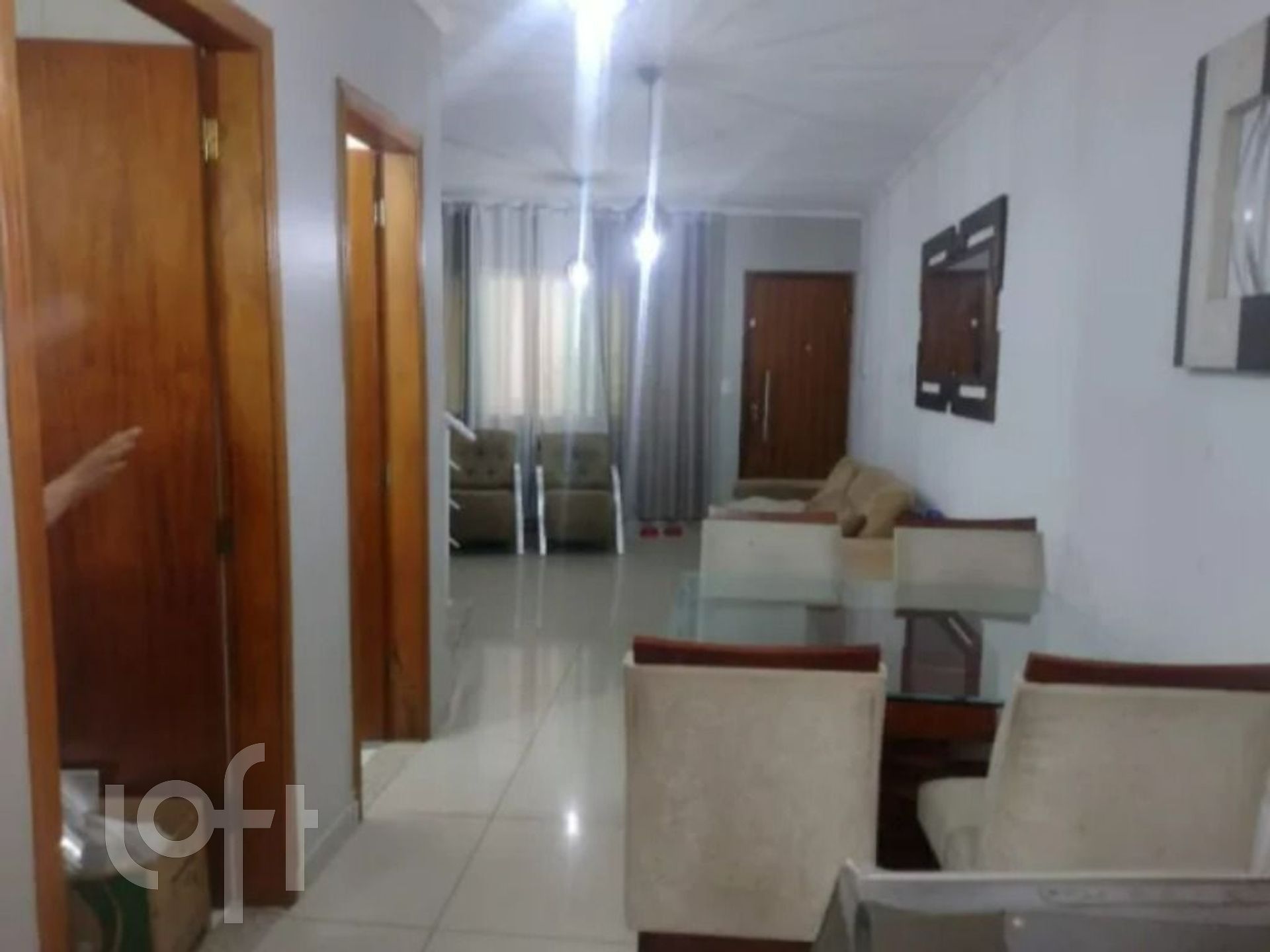 Casa à venda com 3 quartos, 200m² - Foto 4