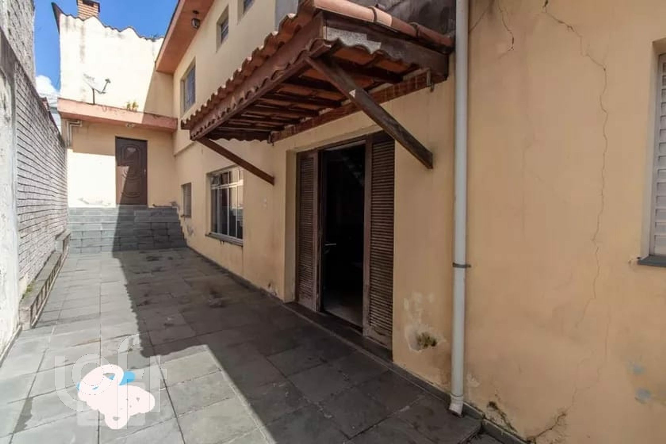 Casa à venda com 4 quartos, 300m² - Foto 1