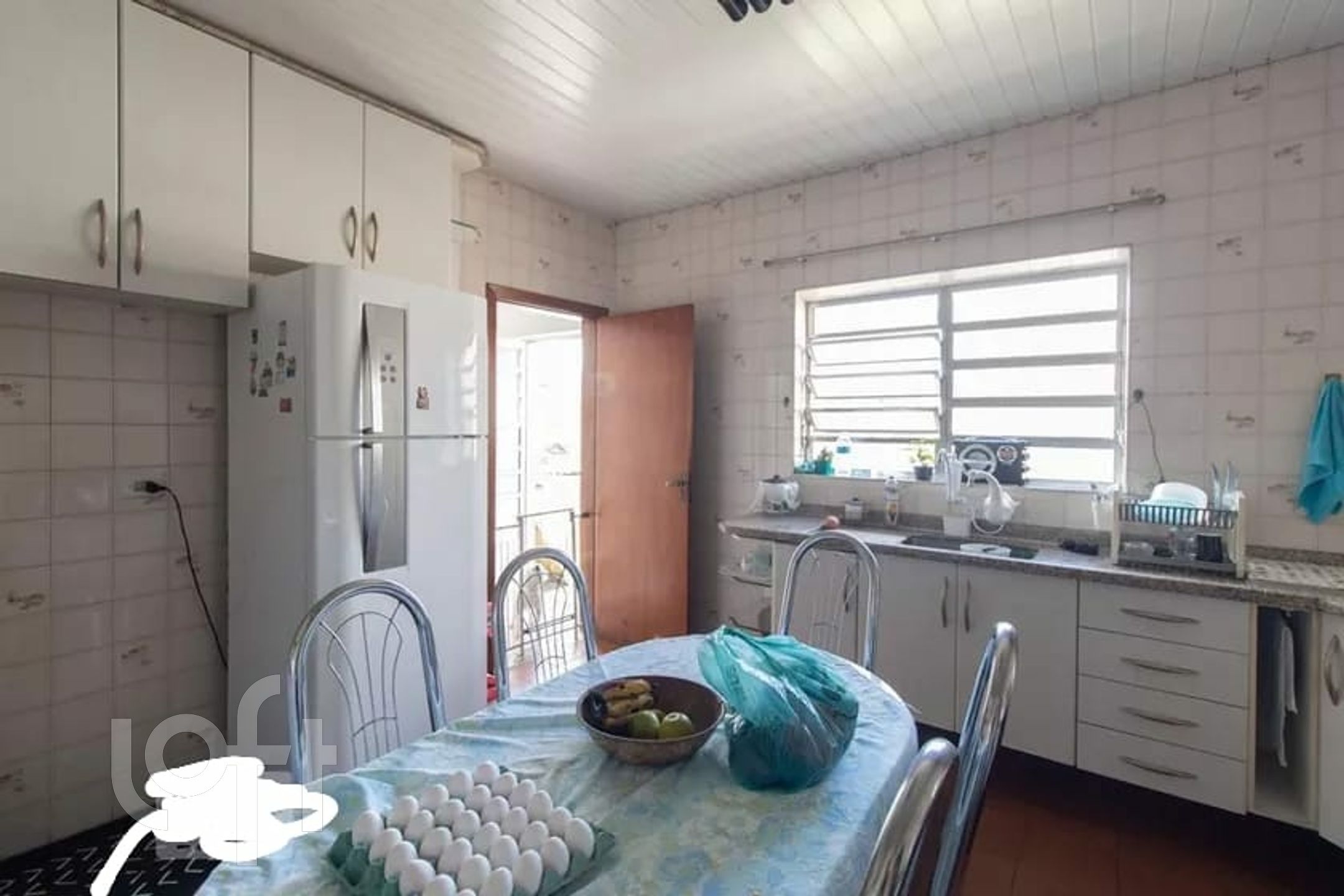 Casa à venda com 4 quartos, 300m² - Foto 8