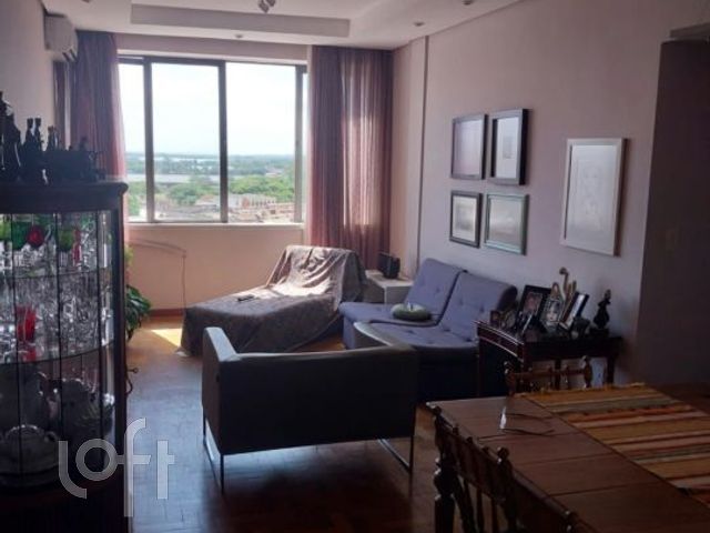 Apartamento com 109m², 3 dormitórios, 1 vaga, Floresta em Porto Alegre