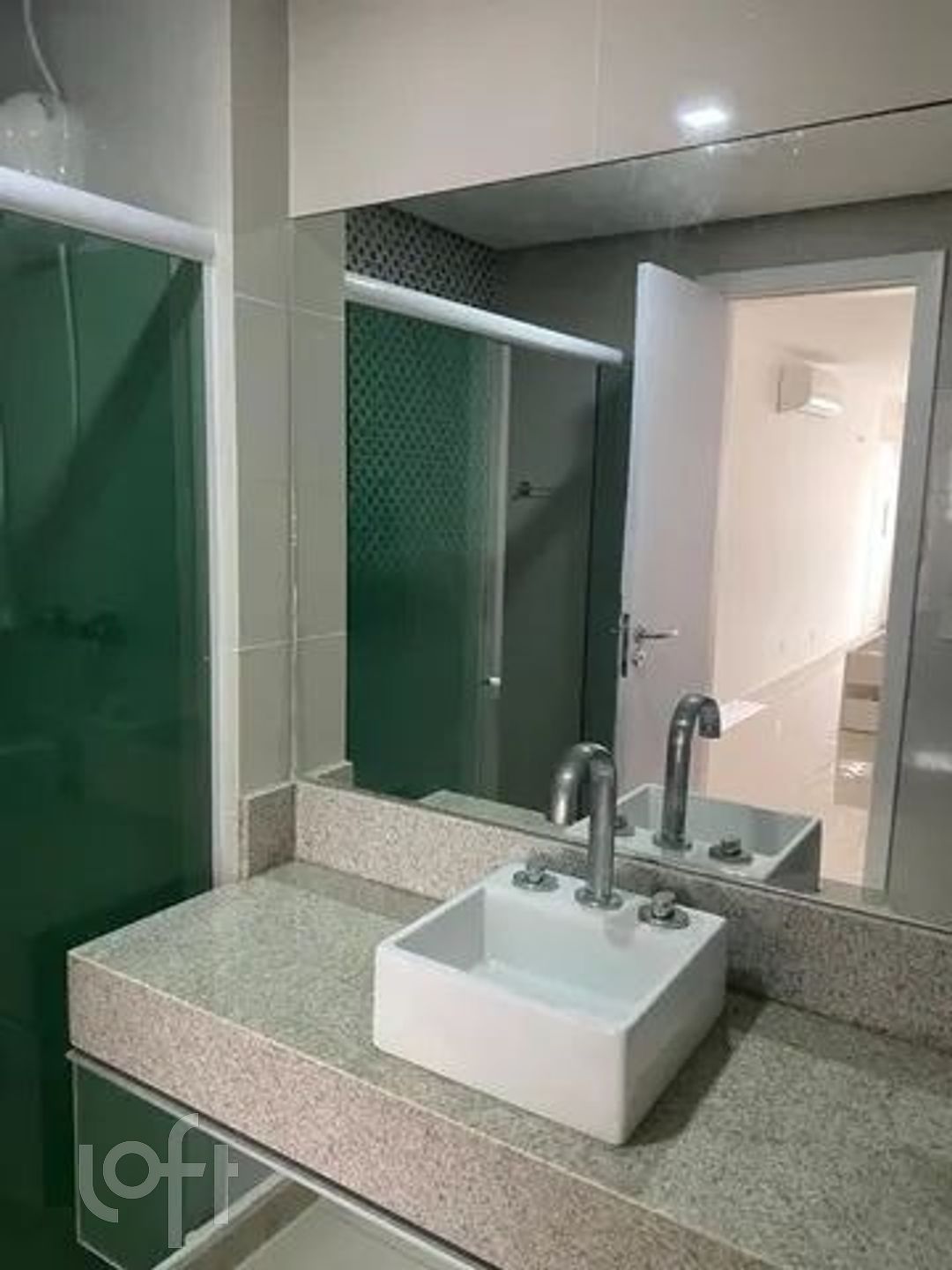 Apartamento à venda com 3 quartos, 192m² - Foto 8