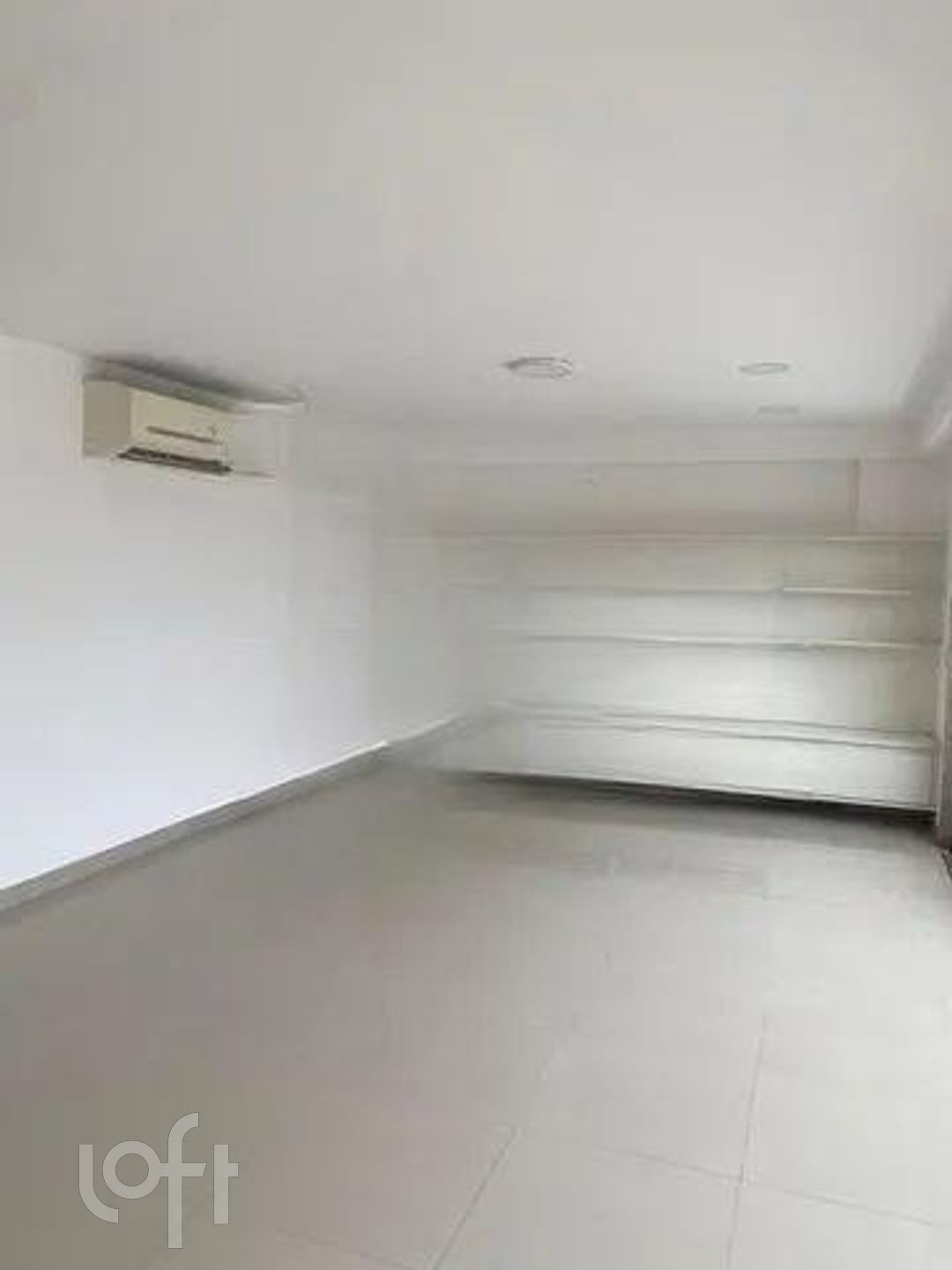 Apartamento à venda com 3 quartos, 192m² - Foto 1