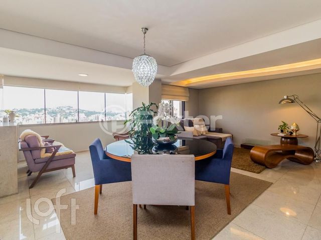 Apartamento com 206m², 4 dormitórios, 3 suítes, 3 vagas, Menino Deus em Porto Alegre