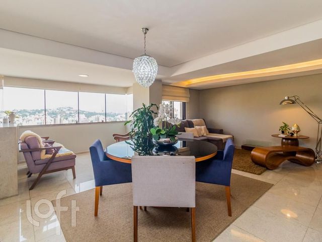 Apartamento com 206m², 4 dormitórios, 3 suítes, 3 vagas, Menino Deus em Porto Alegre