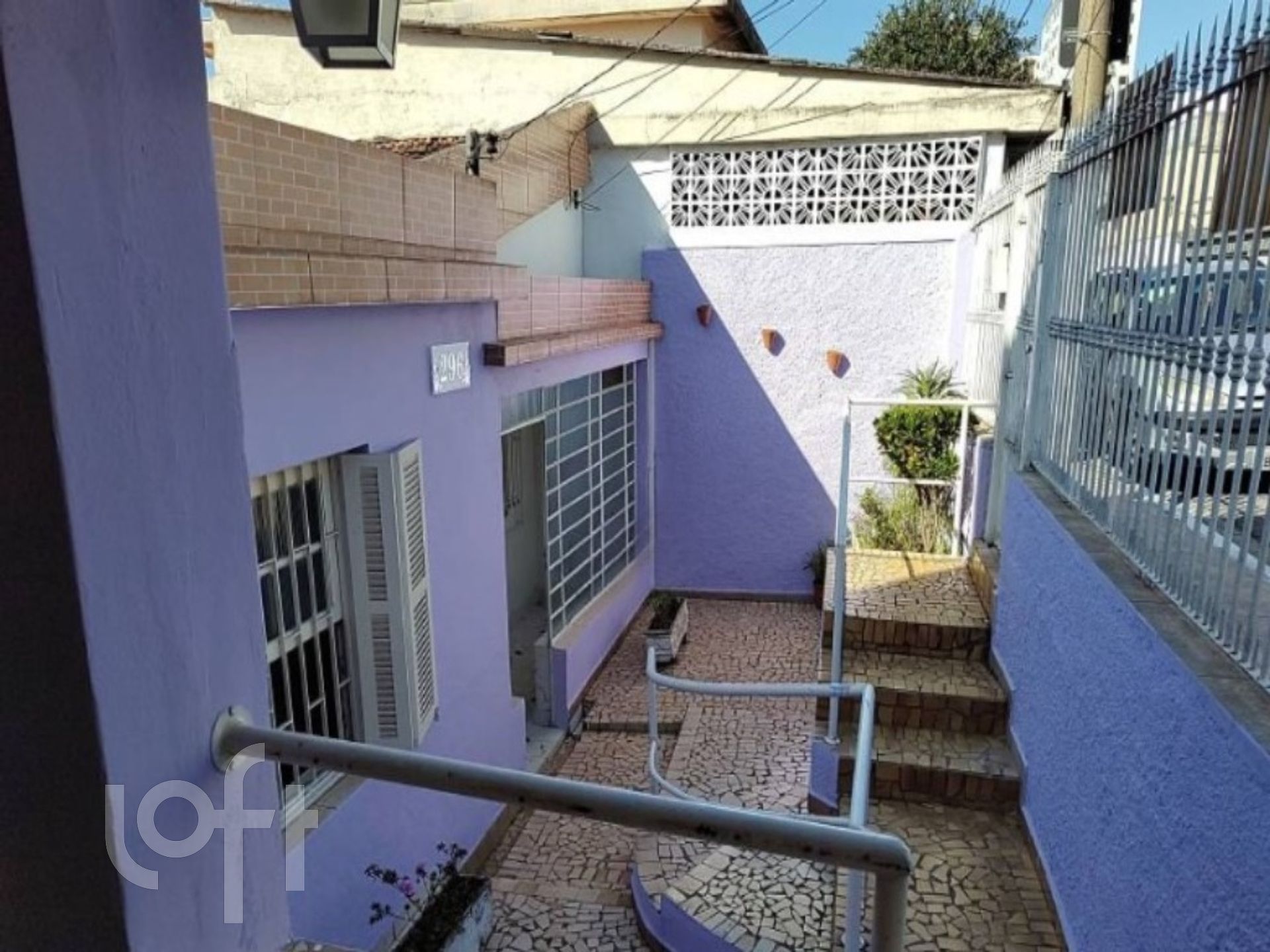 Casa à venda com 3 quartos, 150m² - Foto 1