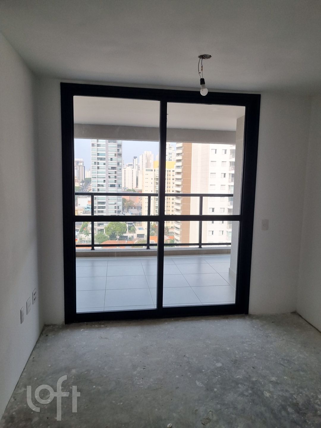 Apartamento à venda com 2 quartos, 81m² - Foto 3